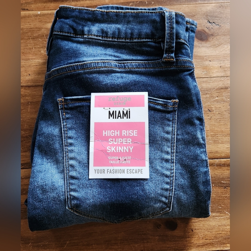 NWT Refuge Miami High Rise Super Skinny Denim Jeans Womens Size 5 28L 27W Teen